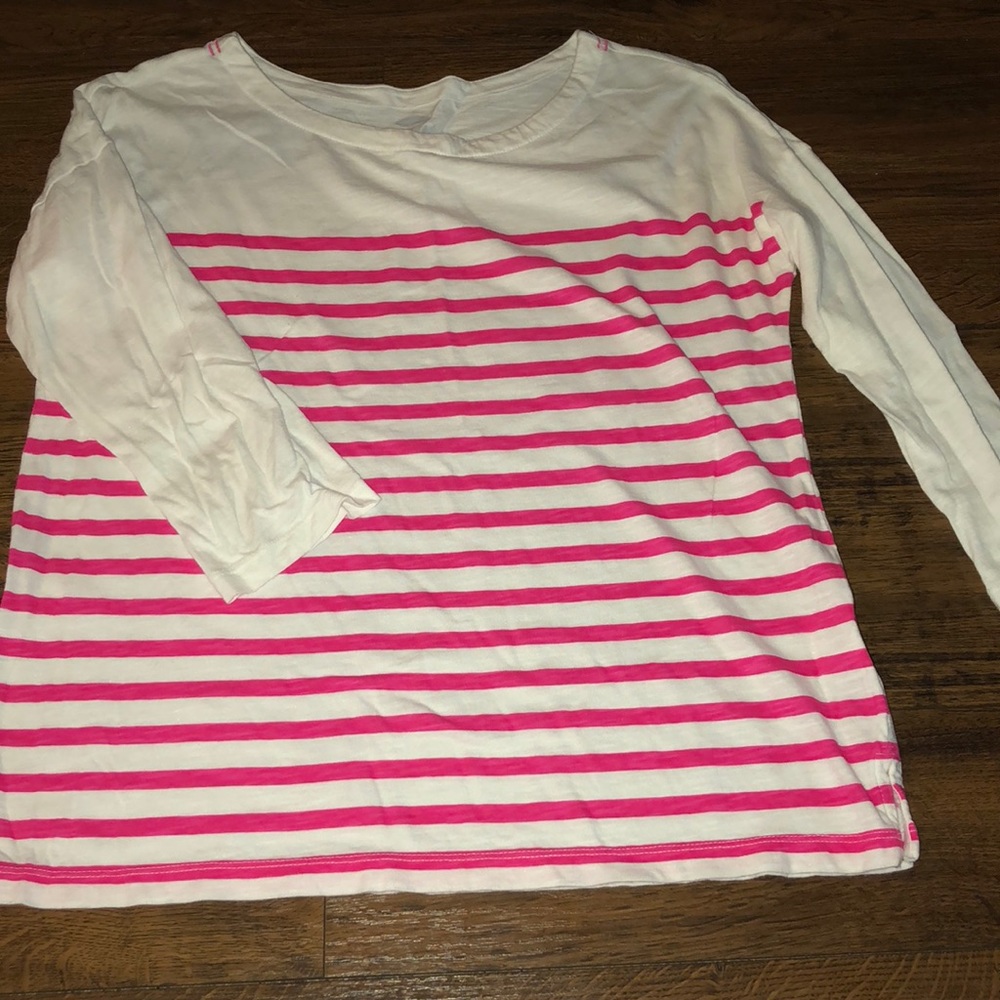 Old Navy Quarter sleeve tee